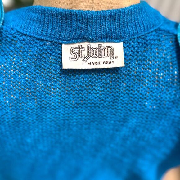 VTG 1980s St. John Sky Blu Round Metallic Paillettes Belted LS Wrap Sweater SZ M - Picture 4 of 13